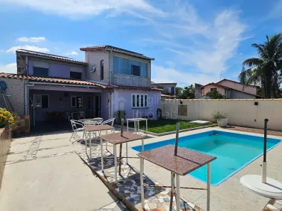 Casa com 5 Quartos à venda, 400m² no Areal, Araruama