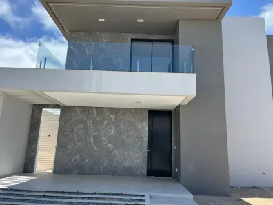 Casa com 4 Quartos à venda, 200m² no Loteamento Recife, Petrolina
