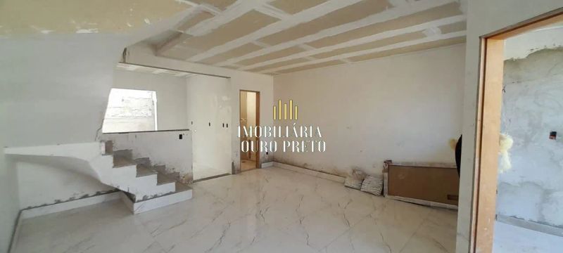 Casa com 3 quartos — Santa Amélia, Belo Horizonte