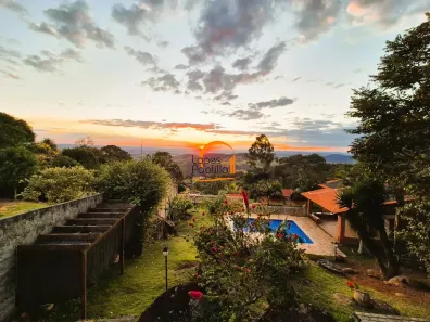 Fazenda/Sítio com 3 Quartos à venda, 284m² no Estância Santa Maria do Laranjal, Atibaia