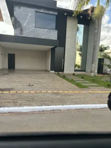Casa com 4 Quartos à venda, 266m² no Jardins Madri, Goiânia