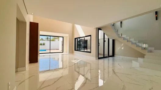 Casa de Condomínio com 4 Quartos à venda, 326m² no Chácara Letônia, Americana