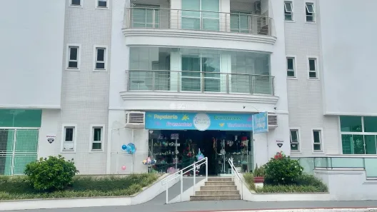 Ponto Comercial à venda, 94m² no Jurerê Internacional, Florianópolis