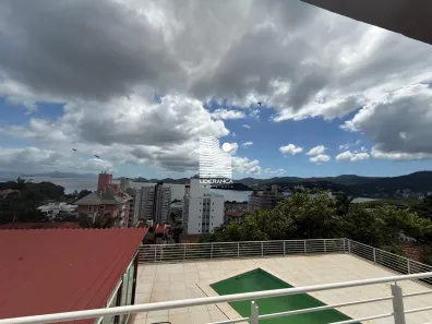 Casa com 3 Quartos à venda, 673m² no Agronômica, Florianópolis