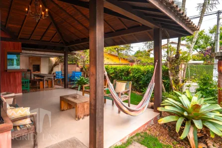 Casa com 3 Quartos à venda, 207m² no Barra de Macaé, Macaé