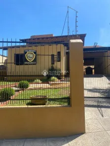 Sobrado com 4 Quartos à venda, 323m² no Bom Sucesso, Gravataí