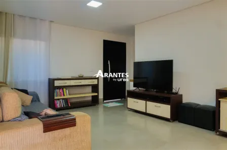 Casa com 4 Quartos à venda, 252m² no Santa Mônica, Uberlândia