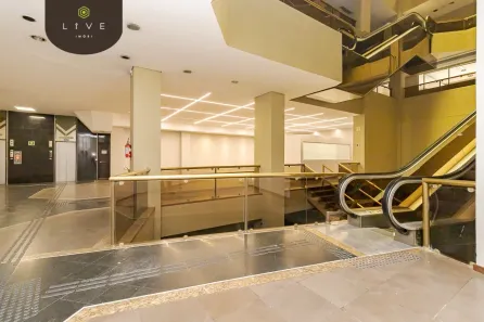 Sala Comercial à venda, 8332m² no Centro, Curitiba