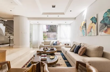 Casa com 4 Quartos à venda, 350m² no Auxiliadora, Porto Alegre