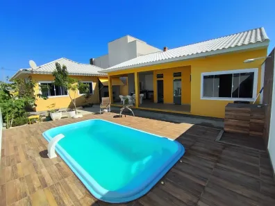 Casa de Condomínio com 4 Quartos à venda, 172m² no Lagoinha, Araruama