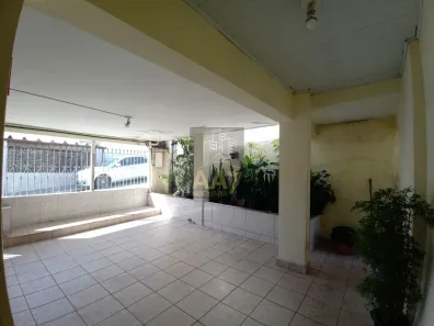 Casa com 3 Quartos à venda, 147m² no Cidade São Francisco, São Paulo