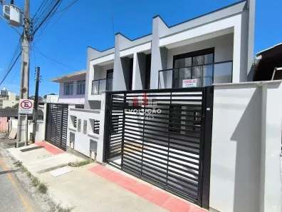 com 3 Quartos à venda, 179m² no Barreiros, São José
