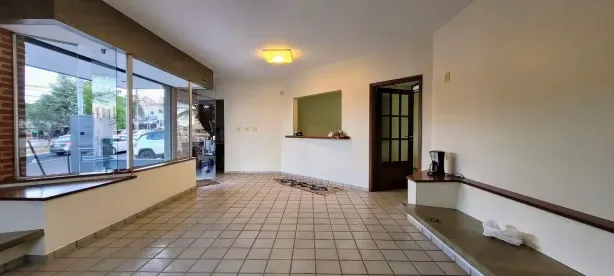 Prédio Comercial para alugar, 176m² no Jardim Irajá, Ribeirão Preto