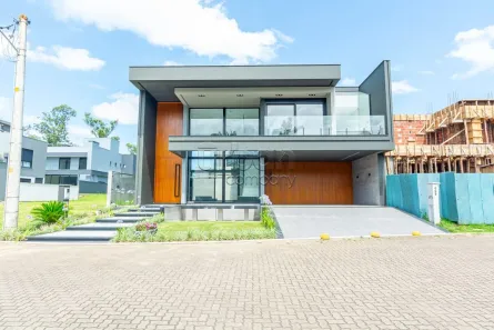 Casa de Condomínio com 4 Quartos à venda, 448m² no Distrito Industrial, Cachoeirinha