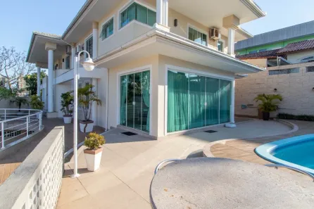 Casa com 6 Quartos à venda, 587m² no Canto, Florianópolis