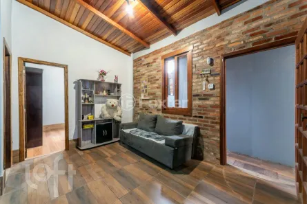 Casa com 6 Quartos à venda, 200m² no Jardim Botânico, Porto Alegre