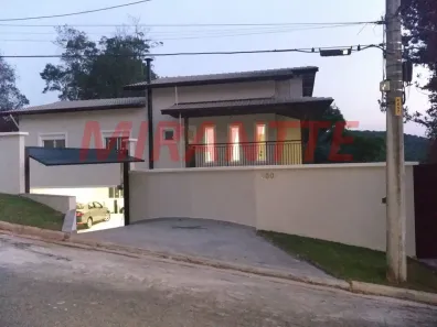 Sobrado com 4 Quartos à venda, 335m² no Caraguatá, Mairiporã