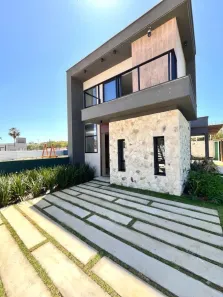 Casa de Condomínio com 3 Quartos à venda, 134m² no Tamatanduba, Eusébio