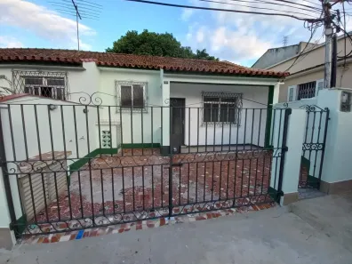 Casa com 1 Quarto para alugar, 55m² no Água Santa, Rio de Janeiro