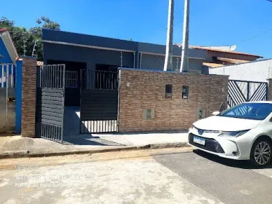 Casa com 2 Quartos à venda, 75m² no Piracangaguá, Taubaté