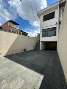 Casa com 2 Quartos para alugar, 150m² no Parque Maria Helena, São Paulo