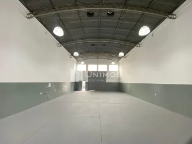 Galpão/Depósito/Armazém para alugar, 210m² no Jardim Nilópolis, Campinas