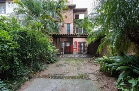 Casa com 3 Quartos à venda, 190m² no Espírito Santo, Porto Alegre