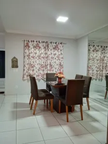 Casa com 3 Quartos para alugar, 68m² no Cidade Alta, Cuiabá