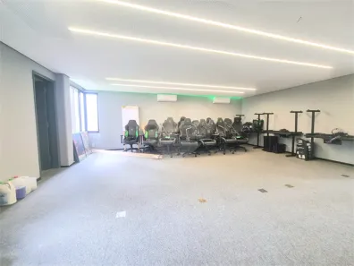 Sala Comercial à venda, 126m² no Cidade Monções, São Paulo