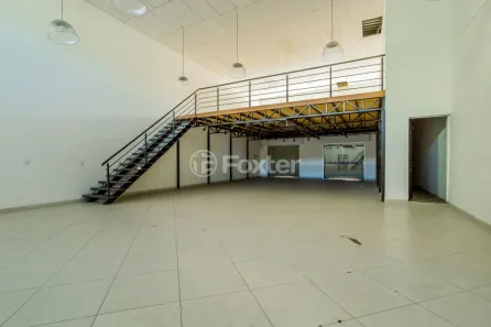 Ponto Comercial à venda, 300m² no Medianeira, Porto Alegre