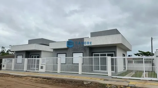 Sobrado com 3 Quartos à venda, 90m² no Praia Real, Torres