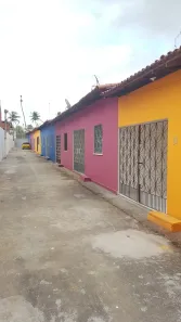 Casa com 2 Quartos para alugar, 81m² no Lagoa Redonda, Fortaleza