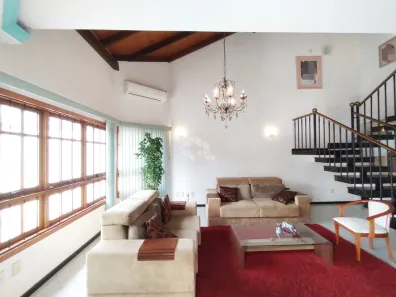 Casa com 3 Quartos à venda, 350m² no Centro, Canoas
