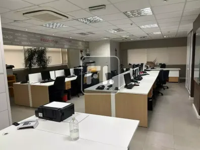 Sala Comercial para alugar, 190m² no Itaim Bibi, São Paulo