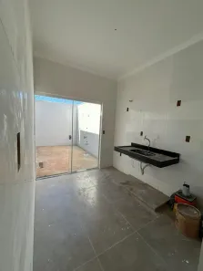 Casa com 3 Quartos à venda, 45m² no Laranjeiras, Uberlândia