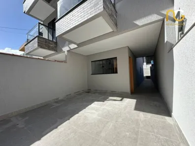 Sobrado com 3 Quartos à venda, 117m² no Guilhermina, Praia Grande