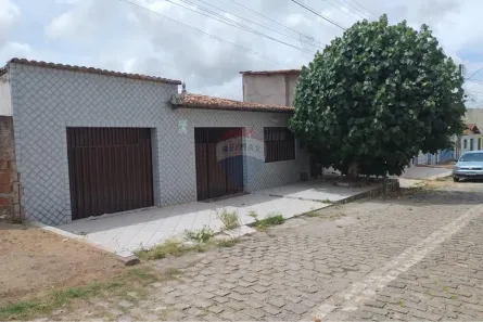 Casa com 3 Quartos à venda, 191m² no Lagoa Azul, Natal