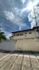 Sobrado com 3 Quartos à venda, 175m² no Parque Amazônia, Goiânia