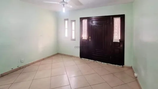 Casa com 4 Quartos para alugar, 180m² no Pinheiro Machado, Santa Maria