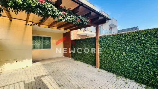 Sobrado com 2 Quartos à venda, 92m² no Morretes, Itapema