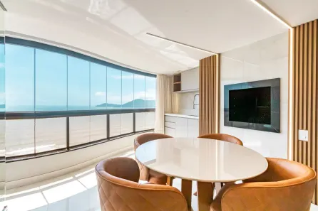 Apartamento com 4 Quartos para venda ou aluguel, 220m² no Centro, Balneário Camboriú