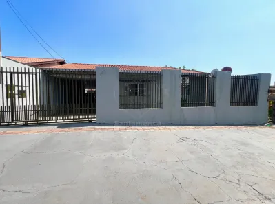 Casa com 3 Quartos à venda, 182m² no Jardim do Sol, Londrina