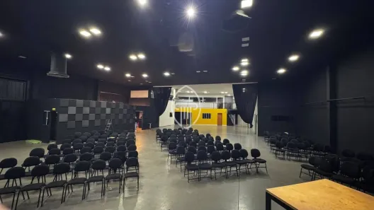 Galpão/Depósito/Armazém para alugar, 1000m² no Aquilles Sthengel, Londrina