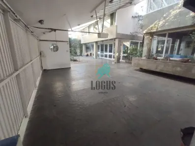 Sobrado com 4 Quartos à venda, 423m² no Pinheirinho, Santo André