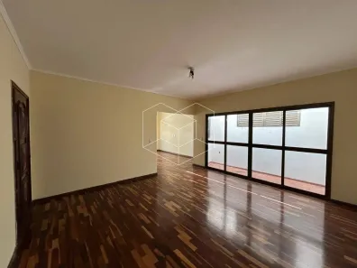 Casa com 3 Quartos para alugar, 225m² no Jardim Alvorada, Jaú