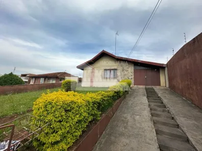 Casa com 3 Quartos à venda, 200m² no Uvaranas, Ponta Grossa
