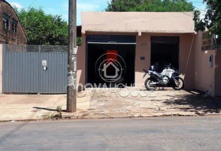 Prédio Comercial à venda, 400m² no São Francisco, Campo Grande