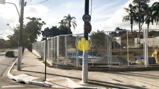 Lote/Terreno para alugar, 2072m² no Interlagos, São Paulo