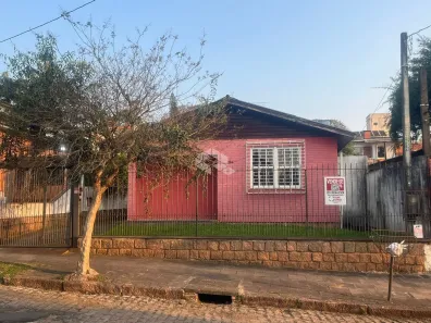 Casa com 3 Quartos à venda, 120m² no Três Figueiras, Porto Alegre