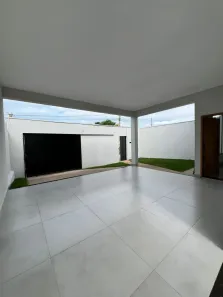 Casa com 3 Quartos à venda, 103m² no Jardim Holanda, Uberlândia